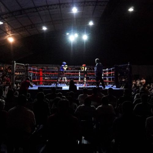 El boxeo cordobés visitó Huinca Renancó con una nueva fecha de Futuros Campeones